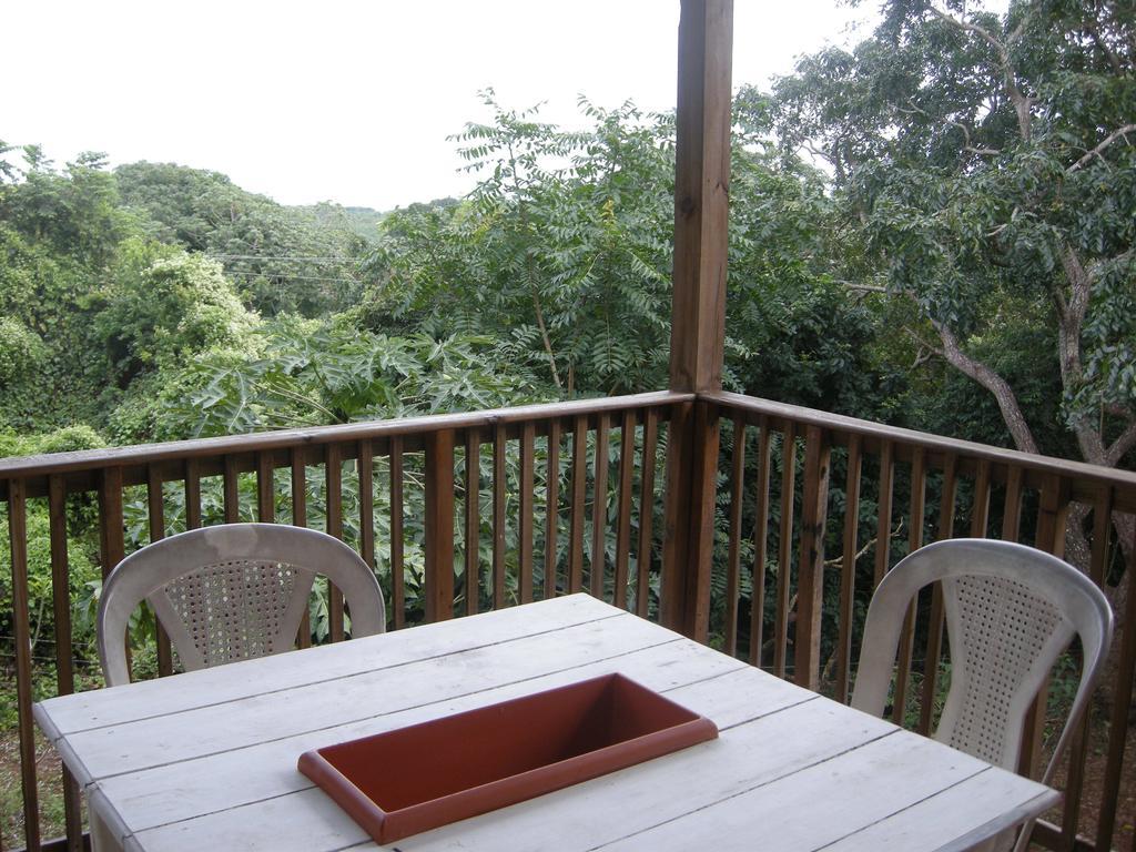 Apartments Chez Milady Utila Eksteriør bilde